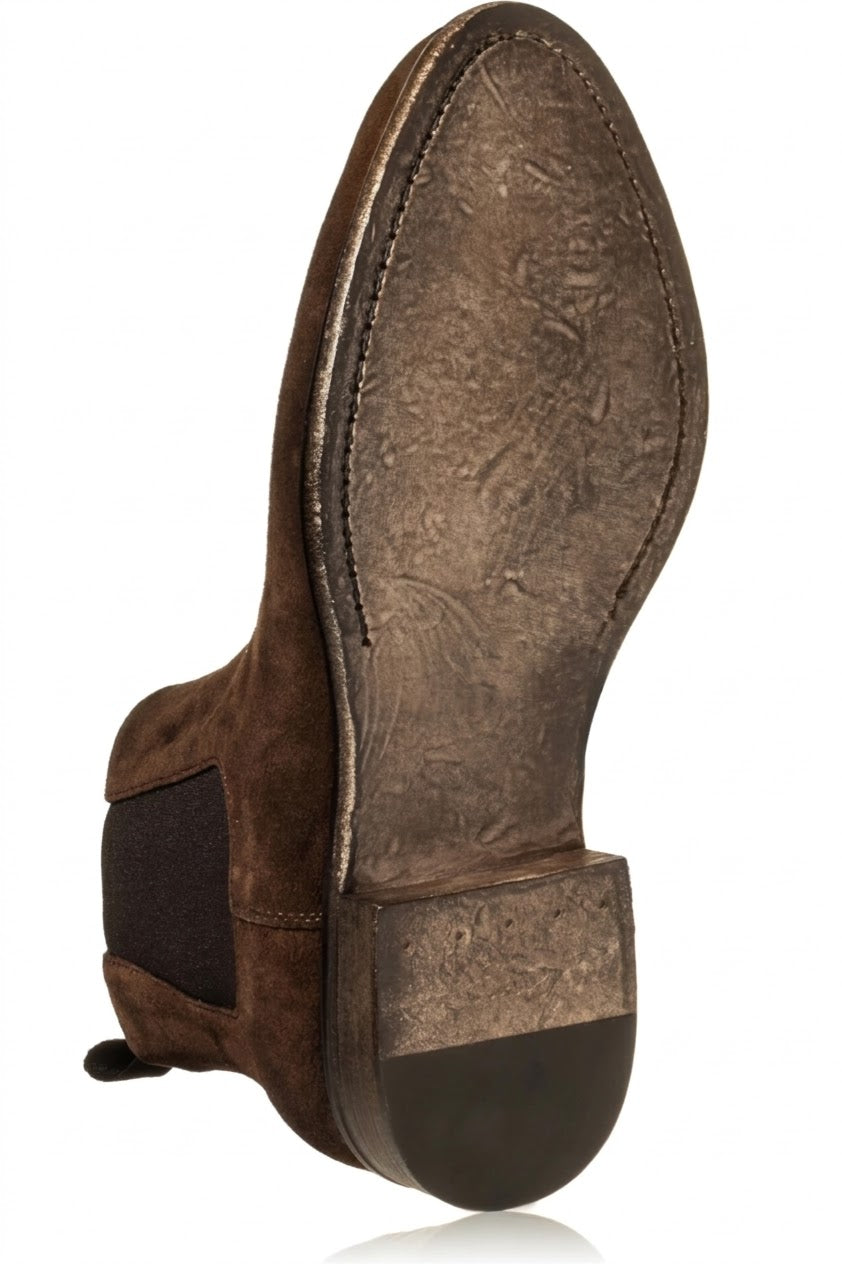 Leather sole of men's dark brown suede Chelsea boot