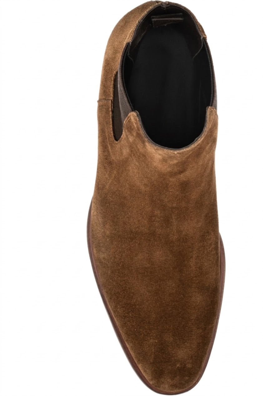 Top view of men's tan suede Chelsea boot